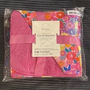 Little Sleepies OVERSIZED Rainbow Blooms Bamboo Cloud, (Mother’s Day Floral)